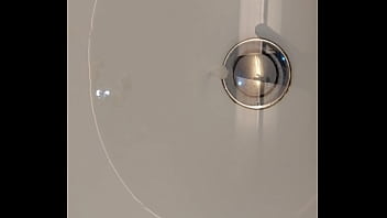 Sperma Mea Aruncată în Chiuveta thumbnail