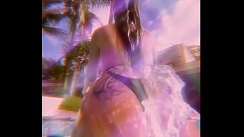 Novinha com uma lapa de rabão gostoso