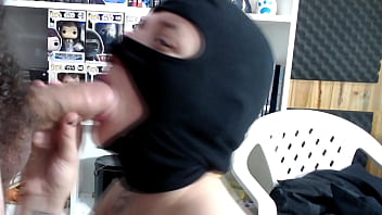 Le Chupo La Verga Gigante A Mi Hermanastro Me Encanta Su Verga thumbnail