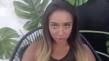 Jasminy villar é um tesão fodendo um grande galo latino