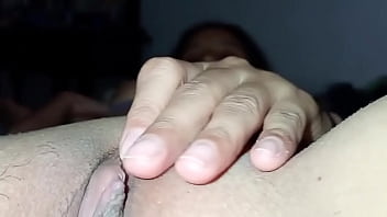 Quieres follarme cuñado te gusta grabarme pues mi vagina es toda tuya dame duro con tu gran pene rapido antes que lleguen porfavor