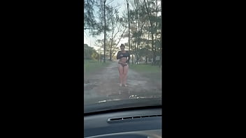 O grelo mais gozado pelos machos punheteiros