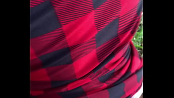 Chamei ele pra entrar no terreno comigo e fodemos no mato