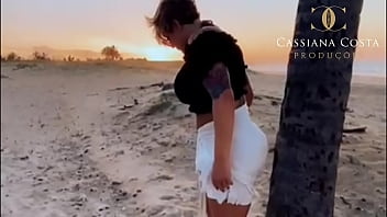 Essa baixinha não para de aprontar