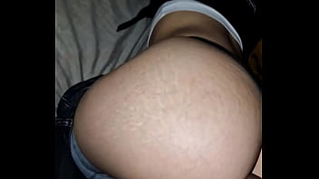 Chica descuidada me ofrese cu culo por unos pesos