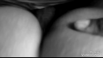 Metendo olhando pro cuzinho da esposa