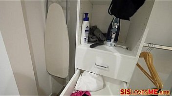 Elizabeth jolie meets her stepbro for the first time in quite an odd situation