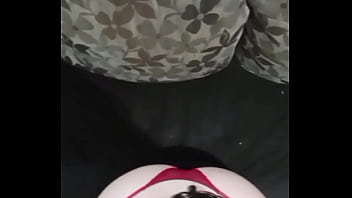 Branquinha gostosa se exibindo bunda enorme