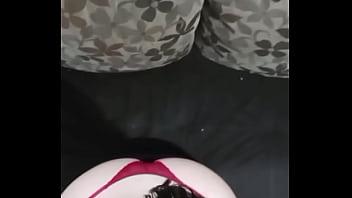 Branquinha gostosa se exibindo bunda enorme