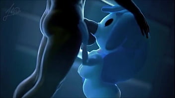 Spooky dándote una mamada