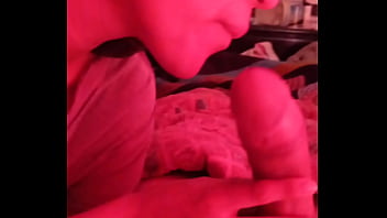 Me despierta con un oral