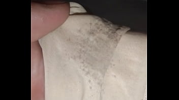 Trộm được quần lot gái mập dâm nứng ướt đũn quần