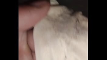 Trộm được quần lot gái mập dâm nứng ướt đũn quần