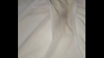 Trộm được quần lot gái mập dâm nứng ướt đũn quần