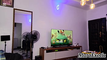 Fat ass naked housewife cleaning and dancing mara exotic