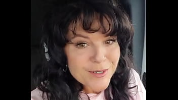 Thank you to my lovely followers i hit 1000 today it was a special bonus as i am heading out to make some hot content f