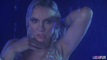 Lucidflix water with kenzie taylor