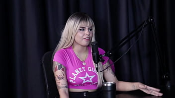 Gravou poucos fetiches namora um policial que a ajuda em algumas cenas foi uma surpresa para a família e recebeu crítica por fazer um cosplay gabriella gushi watch sheer red