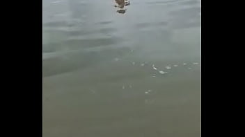 Me exibindo na praia com bikine bem pequeno