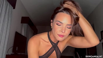 Babe ivy ireland loves a big cock to play with