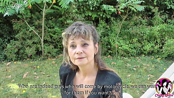 Mélodie gets her first double penetration