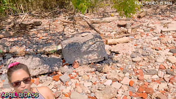 Threesome two sluts thirsty for yellow piss drink more than 3 liters in public argentinian national park