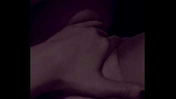 Tocandose con mi vergon