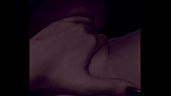 Tocandose con mi vergon