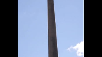 Sadira hotwife caminhand na orla com o rosto todo gozado vem ver a cena completa no red rapidihas erotikaxxx