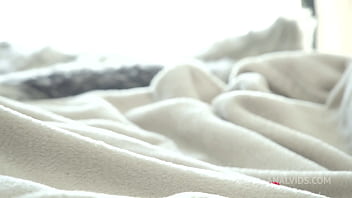 Only3x girls amy and jayla enjoy a petaled lesbian breakfast 4k