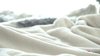 Only3x girls amy and jayla enjoy a petaled lesbian breakfast 4k