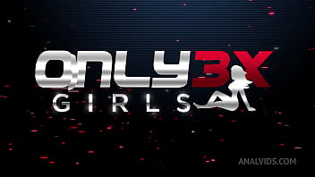 Only3x girls amy and jayla enjoy a petaled lesbian breakfast 4k