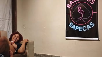 Já que e da família deixei gozar na minha buceta