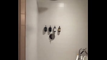 I really love this room aboutto soak in the tub