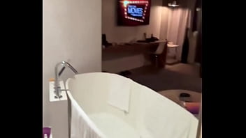 I really love this room aboutto soak in the tub