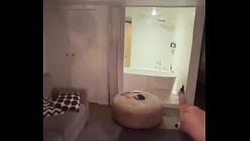 I really love this room aboutto soak in the tub