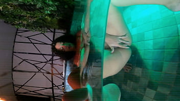 Fudendo na mini piscina