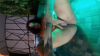 Fudendo na mini piscina