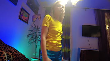 Fucked hard in the mouth by my driving instructor