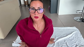 My workout quickly turns into a session of joy and pleasure masturbation