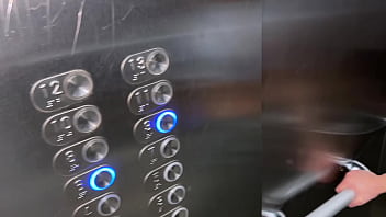 Met my hot neighbor in the elevator and fucked her at home