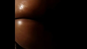 Fat nice ass oiled up b4 getting fucked greenthumb tone