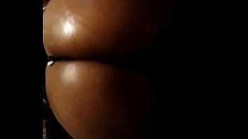 Fat Nice Ass Oiled Up B4 Getting Fucked Greenthumb Tone thumbnail