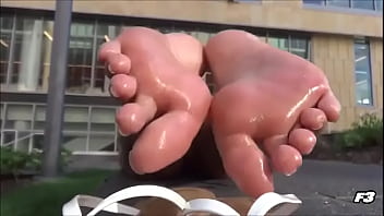 Feet Oiles thumbnail