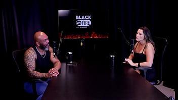 Gosta do pau médio já parou uma gravação por causa da posição o cliente não queria pagar e ficou sem retorno por motivo de agatha mama watch sheer red