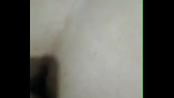 Mais Uma Gostosa Esposa Brincando Comigo Na Frente Do Marido thumbnail