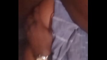 Elle aime baisée sur ma queue