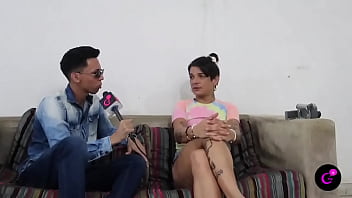 Cayo presa dos veces en su vida pero para ella era un encanto agacharse y recoger el jabon en la ducha con los presos