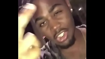 Markeesama rapping outside