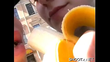 Foxy brunette tanya blowing big pole